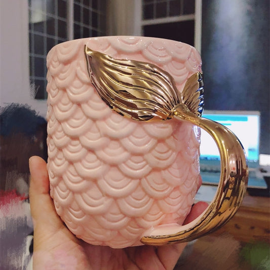 Beauty Mermaid Handle Large Capacity Tea Milk Cups And Mugs Pearl Glaze Gold Coffee Mug Drinkware 420ML